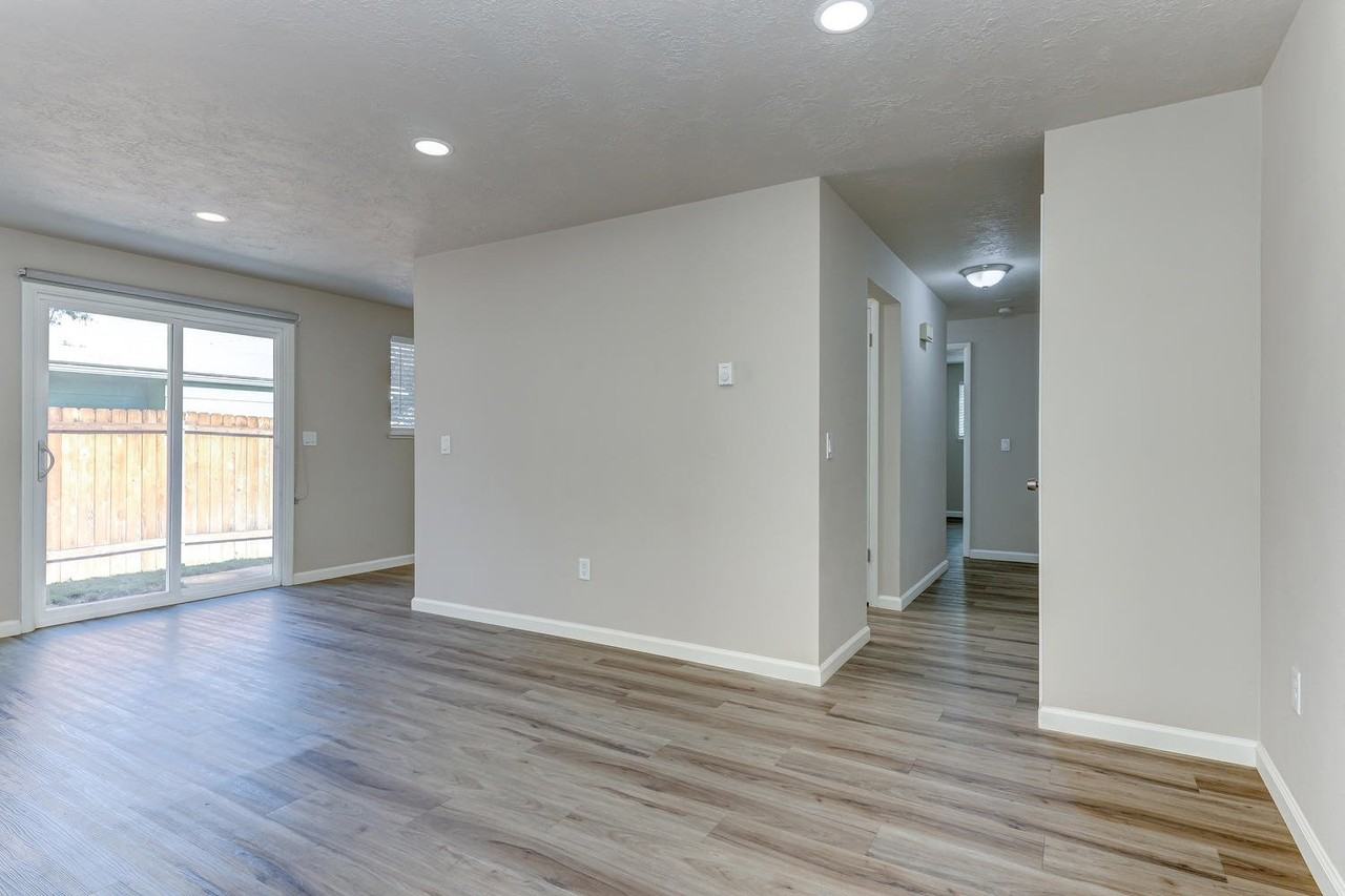 2522 N Arthur St - Photo 7 of 27