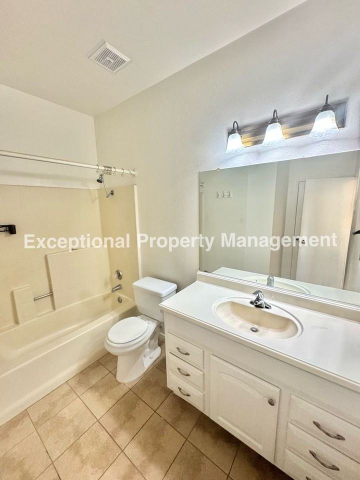 8577 Salina St - Photo 7 of 11