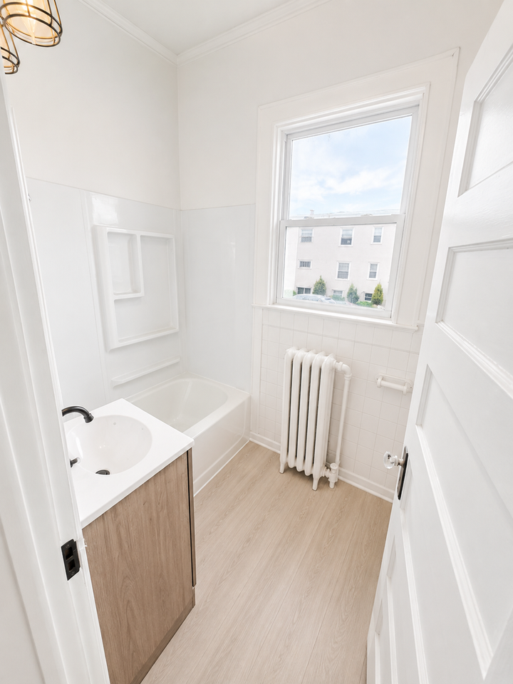 1624 Concordia Ave - Photo 5 of 15