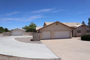 featured image of 3159 E Choctaw Dr