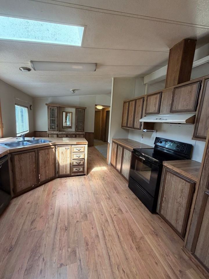 3528 181st Pl Ne - Photo 5 of 17