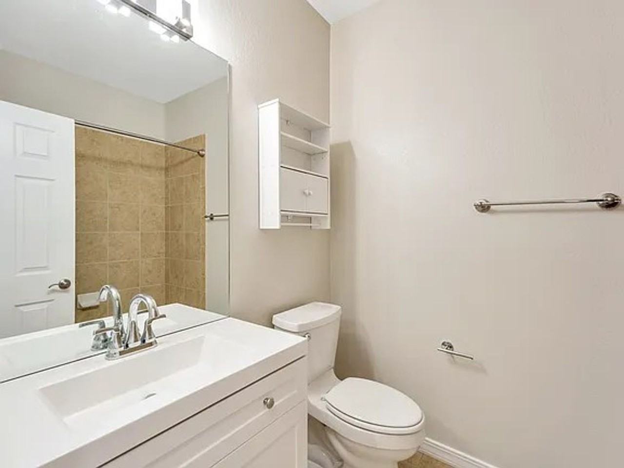 2228 Red Maple Cir - Photo 5 of 25
