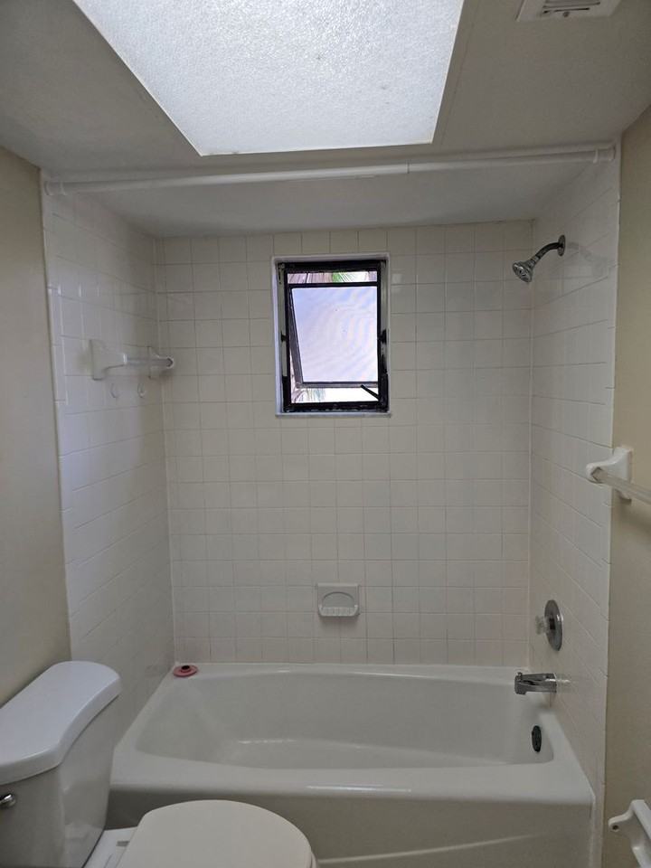 841 Mecca Dr - Photo 3 of 13