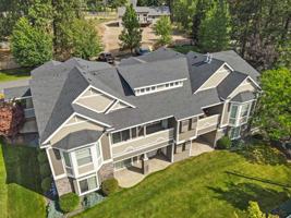 featured image of 1115 1115 - 1119 E Hastings Rd