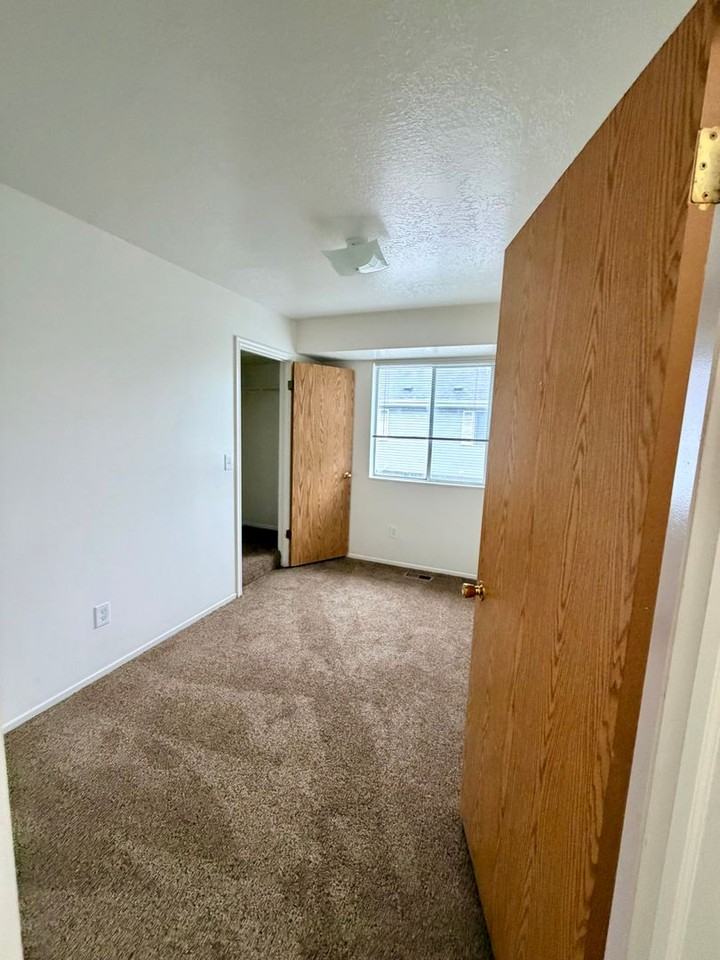 2675 W Ridgeland Park Dr - Photo 5 of 11