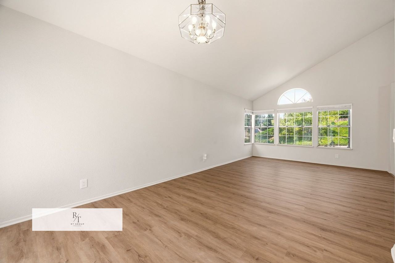 20926 Brookline Dr - Photo 7 of 39