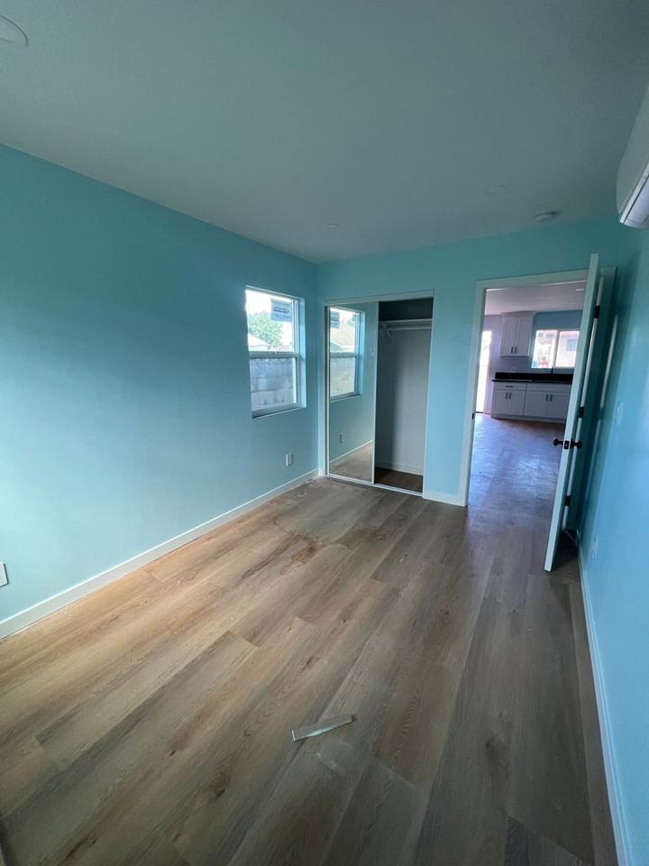1688 E Plymouth St - Photo 6 of 10