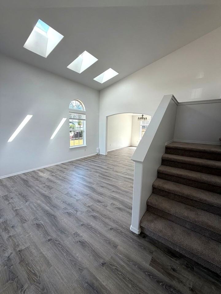 19117 46th Ave Ne - Photo 3 of 19