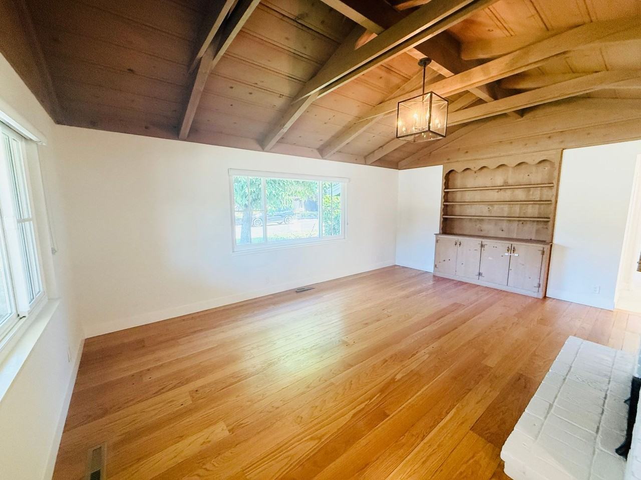 845 Mcellen Way - Photo 7 of 19