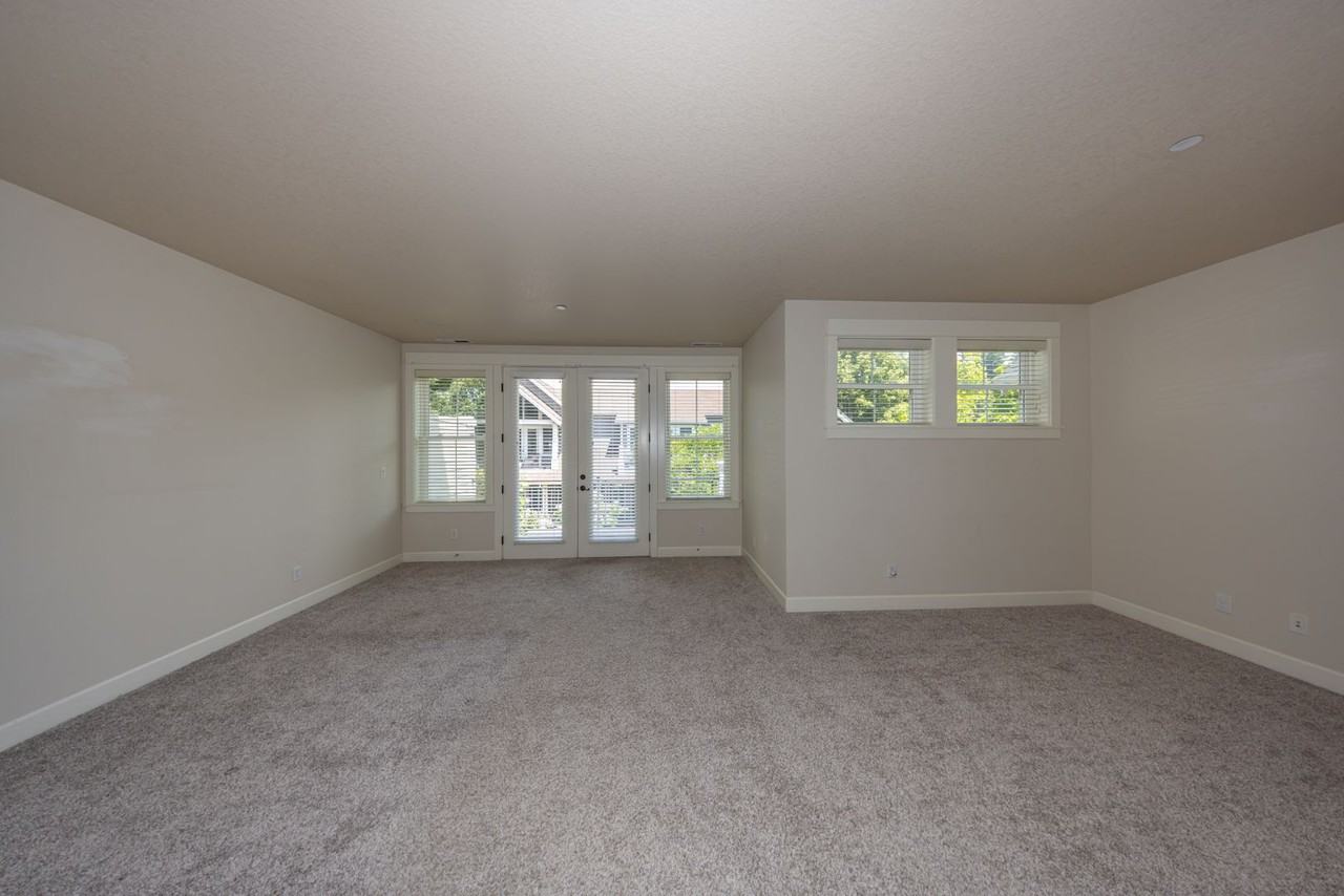7812 Nw Quinault St - Photo 6 of 24