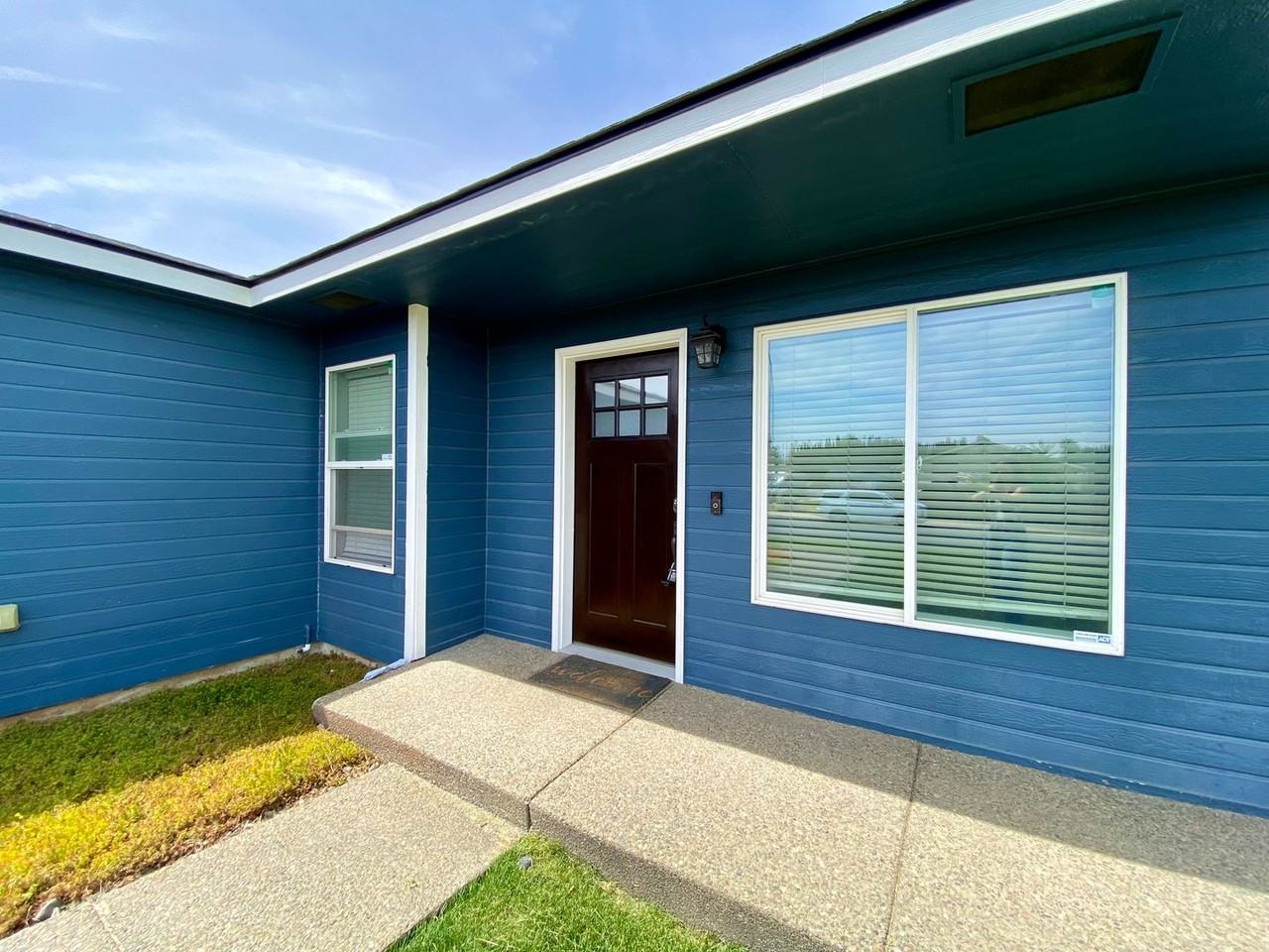 2226 S 66th Ave - Photo 2 of 21