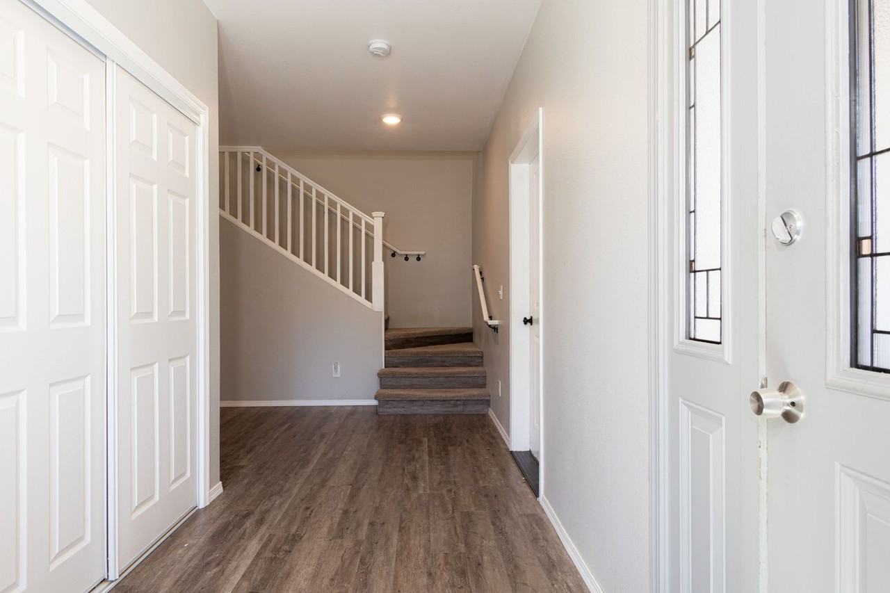 1068 Old Steese Hwy N - Photo 2 of 24