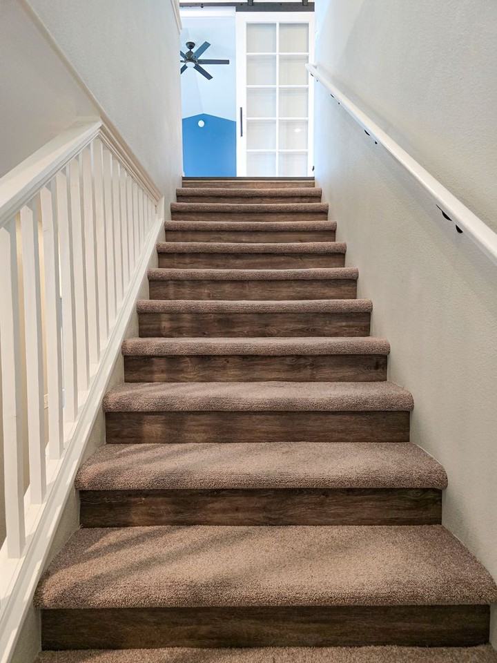 1068 Old Steese Hwy N - Photo 3 of 24