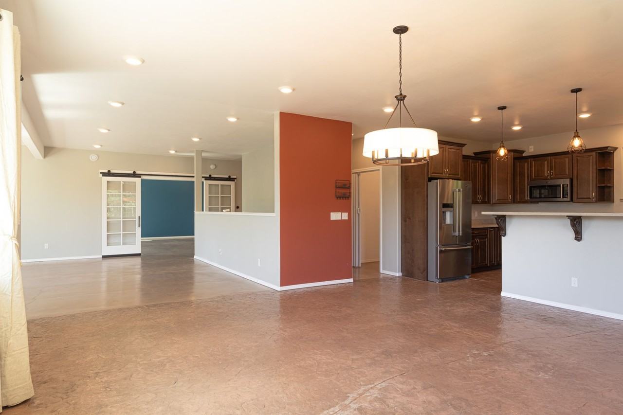 1068 Old Steese Hwy N - Photo 4 of 24