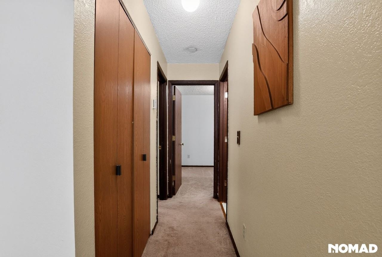 8317 Jewel Lake Rd - Photo 3 of 26