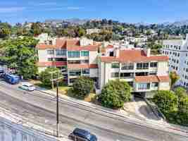featured image of 1900 Vine St #212