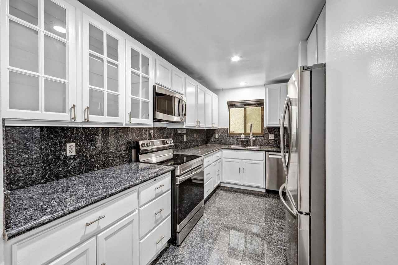 1900 Vine St #212 - Photo 3 of 9