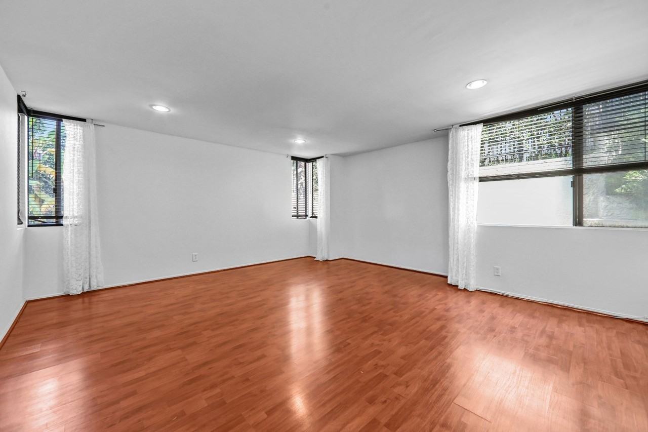 1900 Vine St #212 - Photo 7 of 9