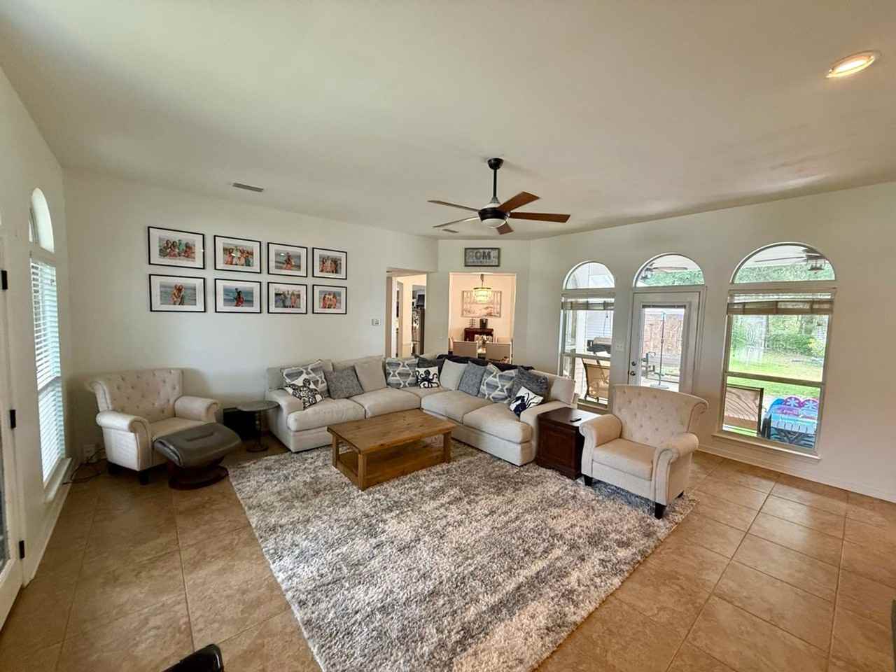 1651 Northridge Rd - Photo 4 of 24