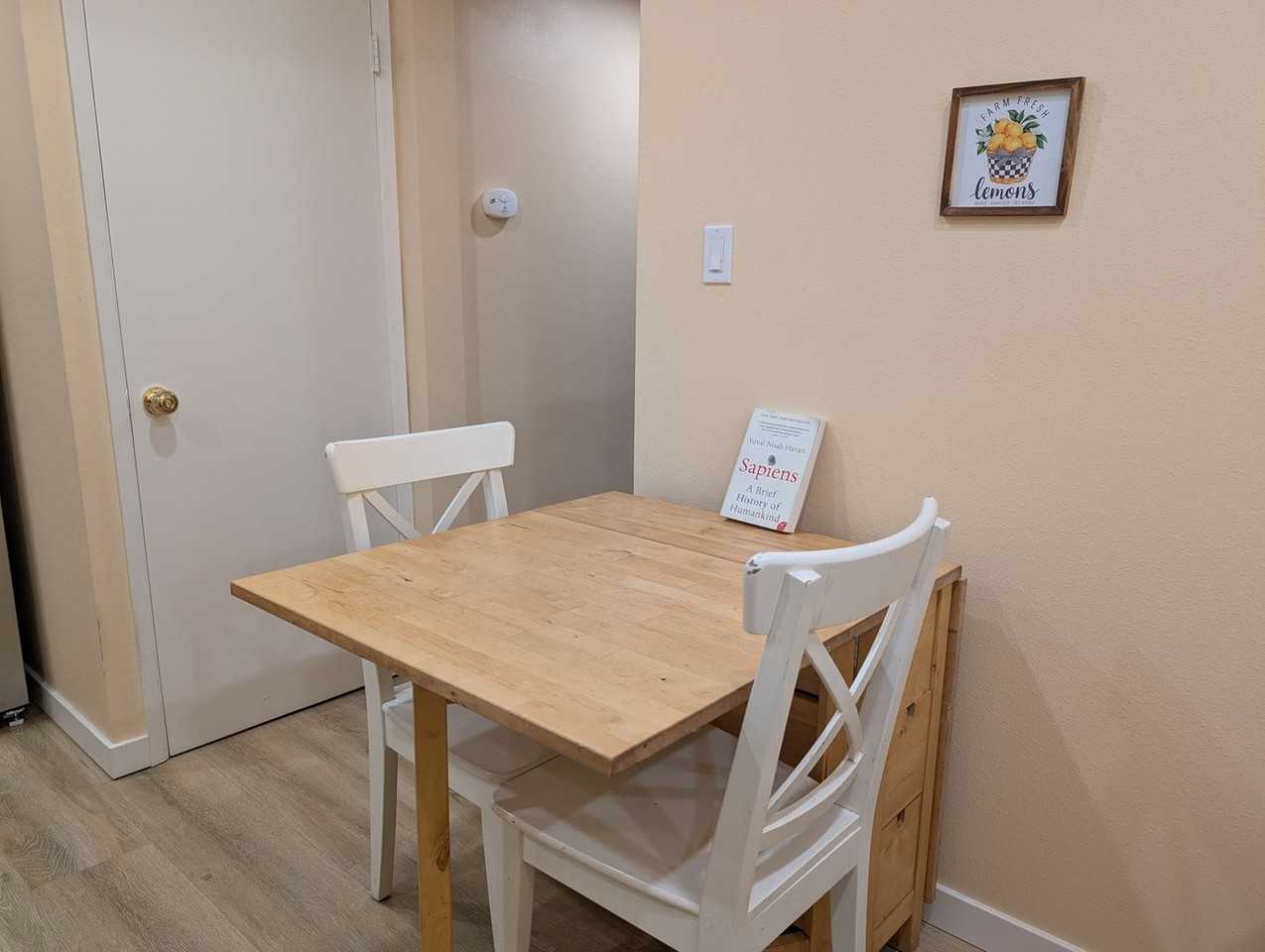 18522 Madison Ave - Photo 3 of 24