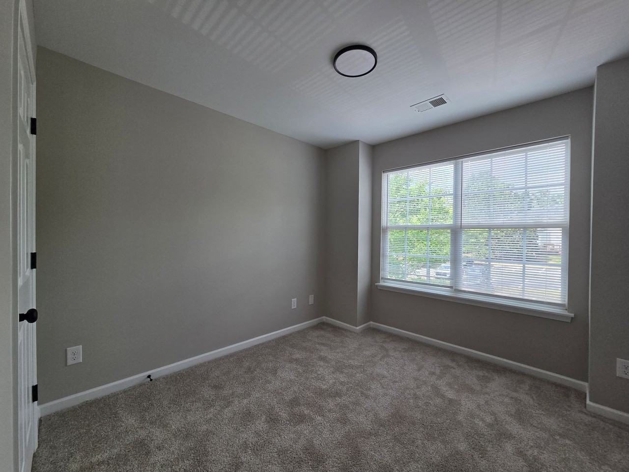 109 Delargy Cir - Photo 7 of 12