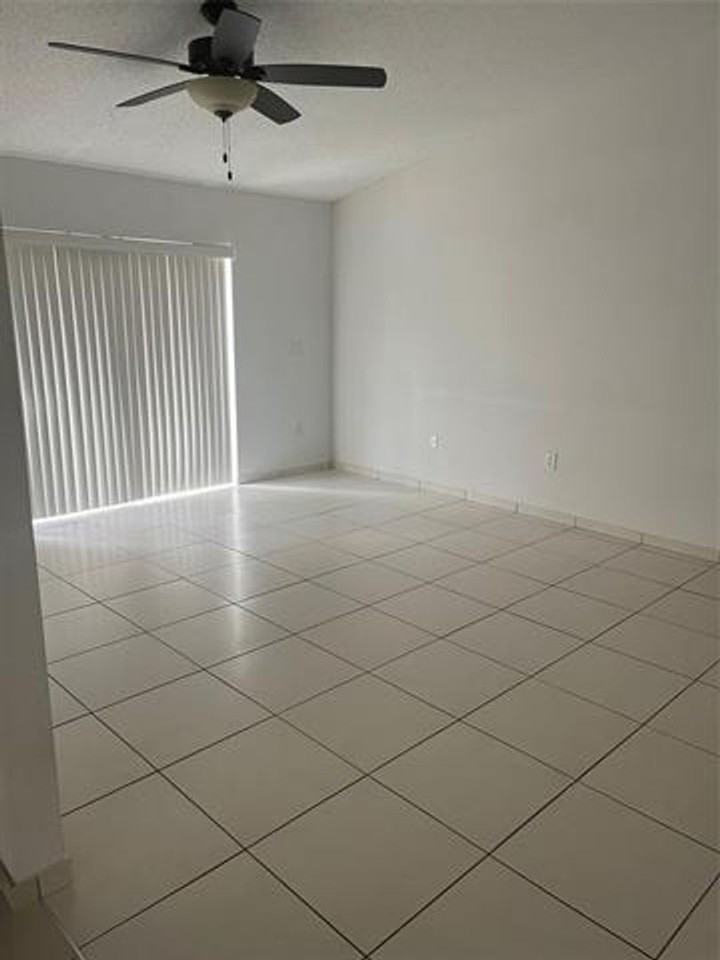 13412 Nw 5th Pl - Photo 6 of 15