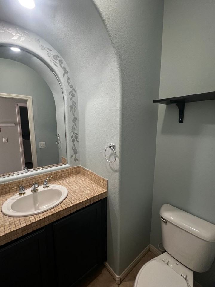 8683 Moreno Mountain Ave - Photo 3 of 17