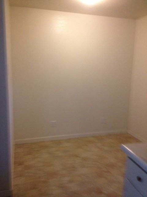 839 Iowa Ave - Photo 4 of 16