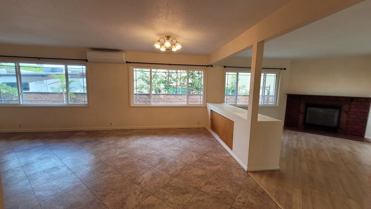 95-034 Kuahelani Ave - Photo 4 of 47