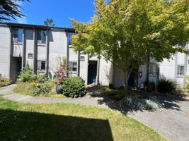 featured image of 841 Bayside Rd