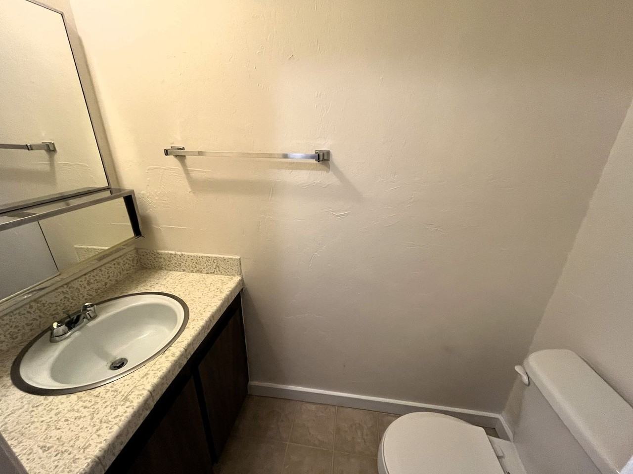 841 Bayside Rd - Photo 7 of 15