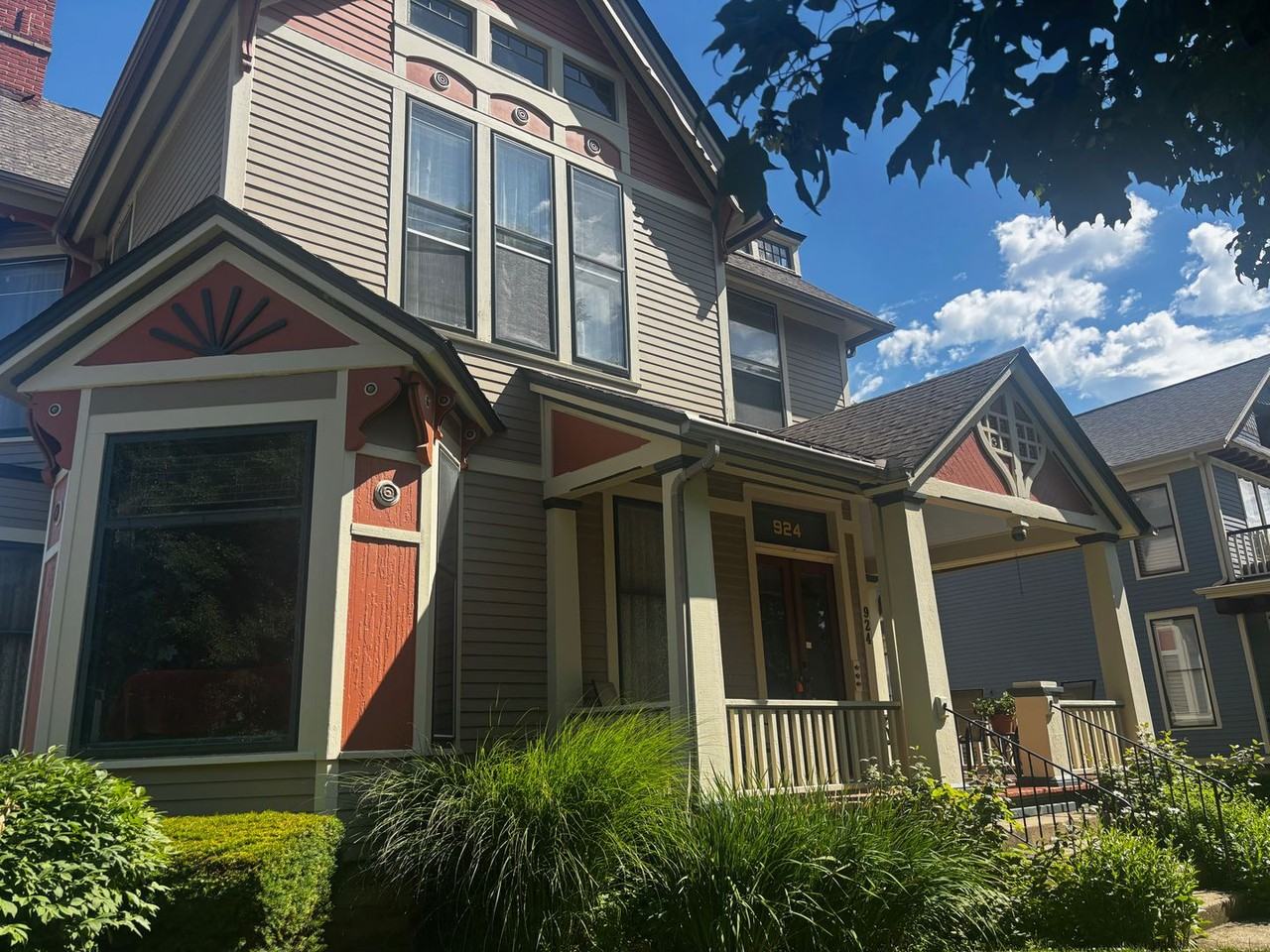 924 W Wayne St - Photo 3 of 28
