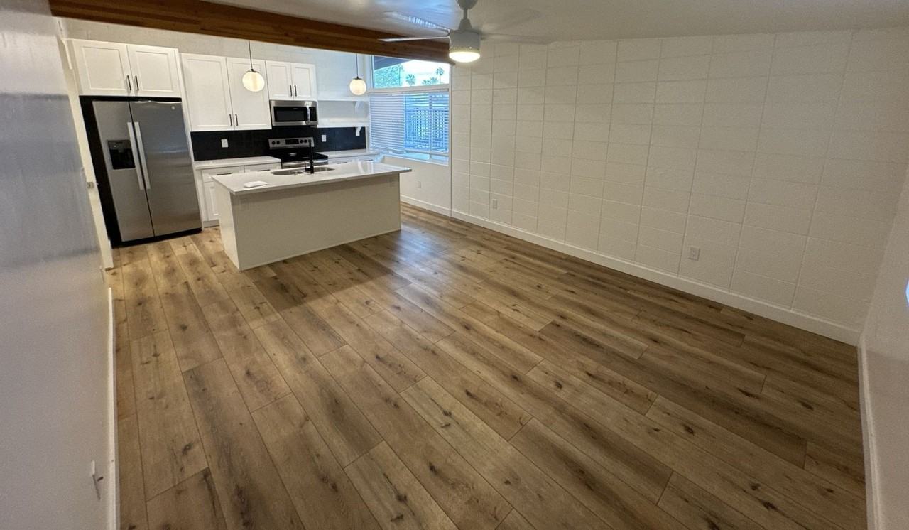 6626 E Cheery Lynn Rd - Photo 5 of 13