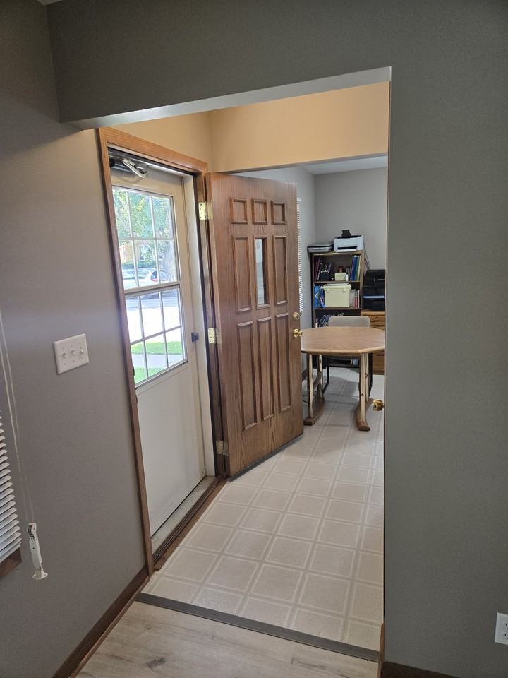 3477 S Kansas Ave - Photo 3 of 24