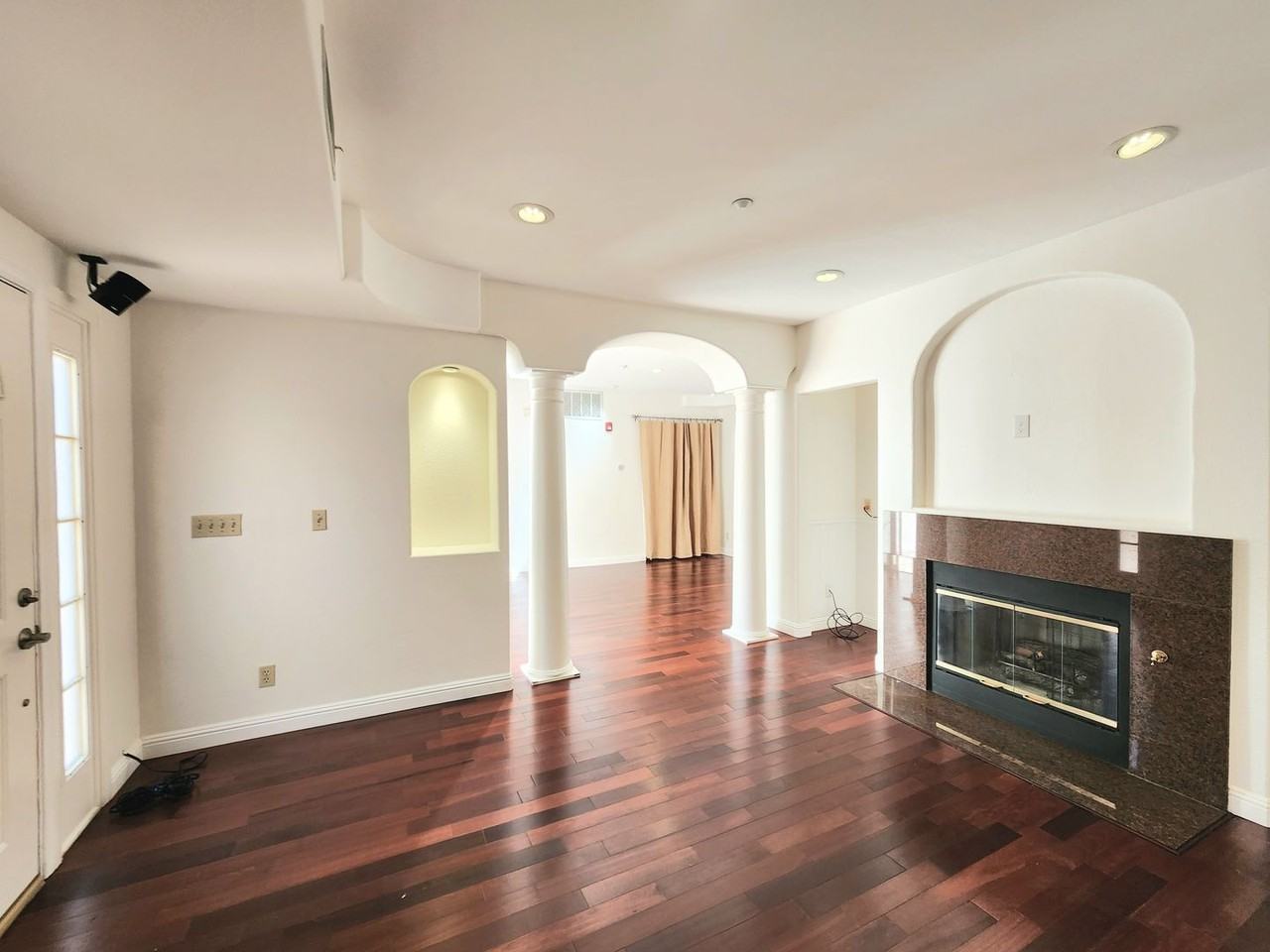 111 E Poplar Ave #105 - Photo 4 of 38
