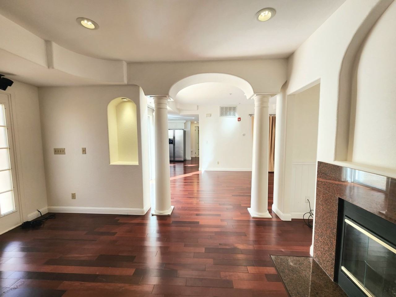 111 E Poplar Ave #105 - Photo 5 of 38