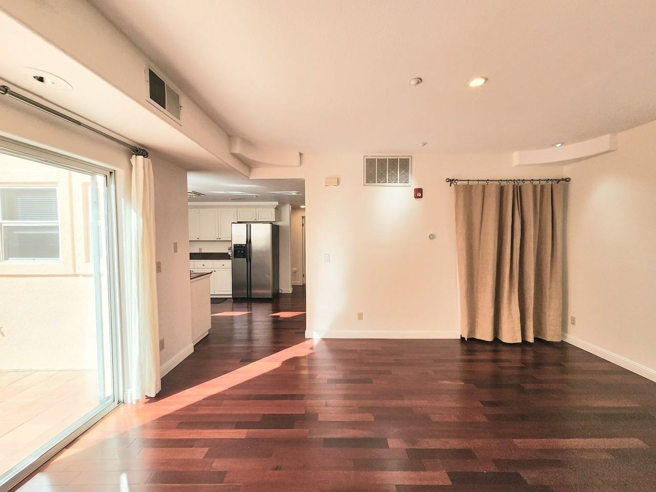 111 E Poplar Ave #105 - Photo 6 of 38