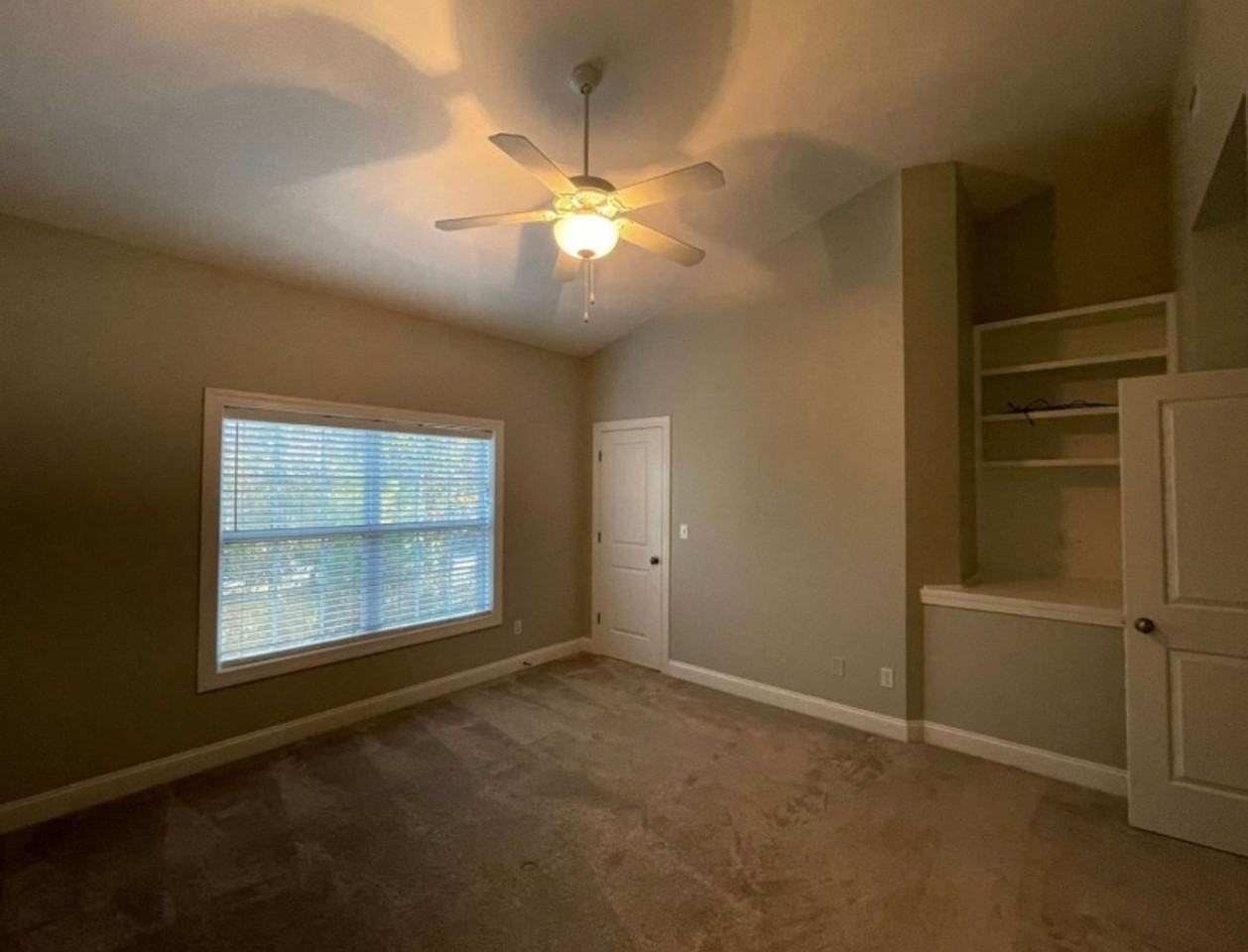 4804 Exton Park Loop - Photo 7 of 15