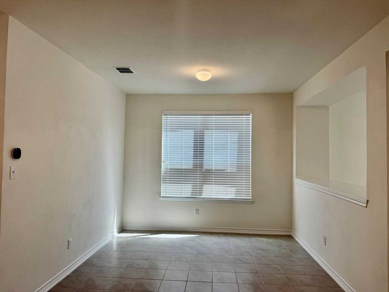 8014 Canyon Wren Park - Photo 7 of 28