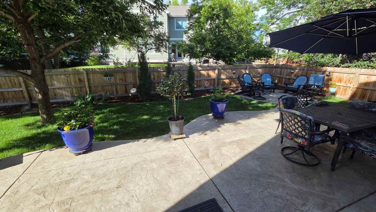 3681 Sunflower Cir - Photo 4 of 36