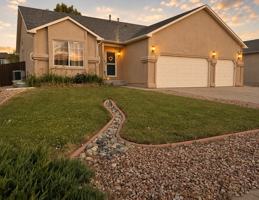 featured image of 3666 Pronghorn Meadows Cir