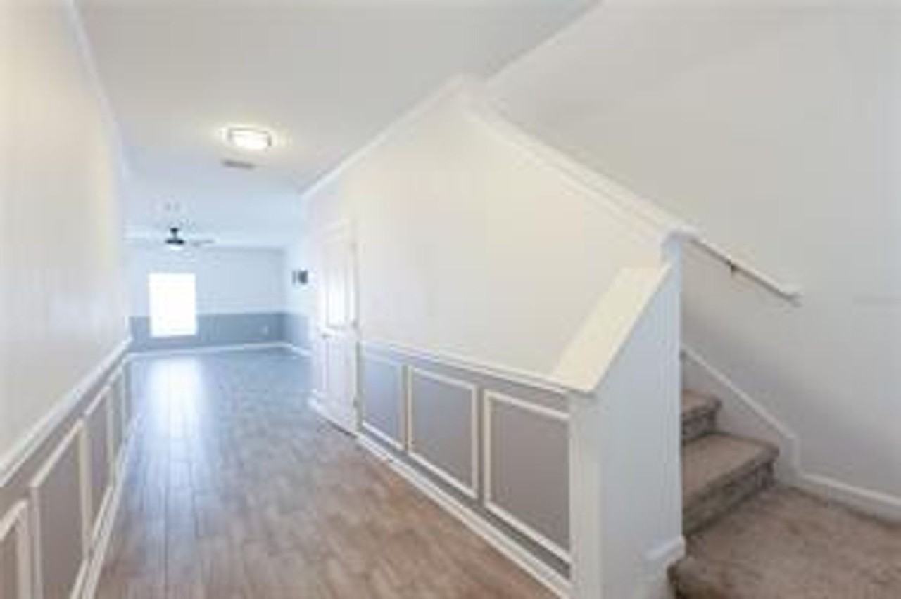 1821 Heart Lake Dr - Photo 4 of 35