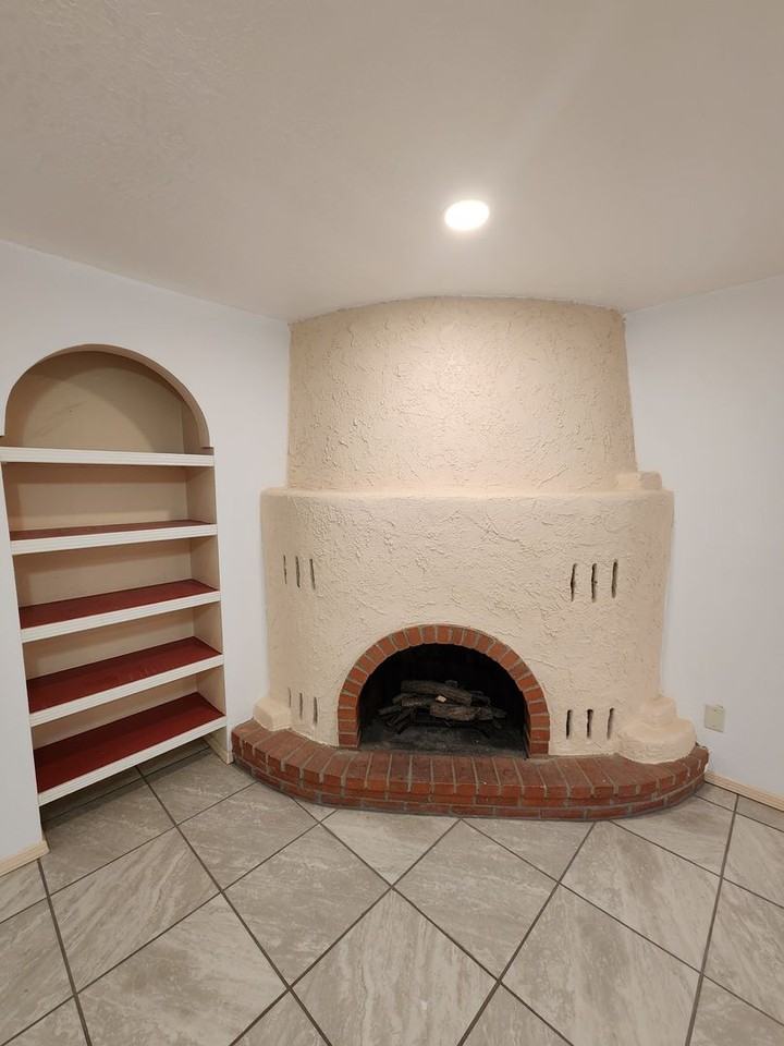 3301 Jupiter Rd - Photo 7 of 42