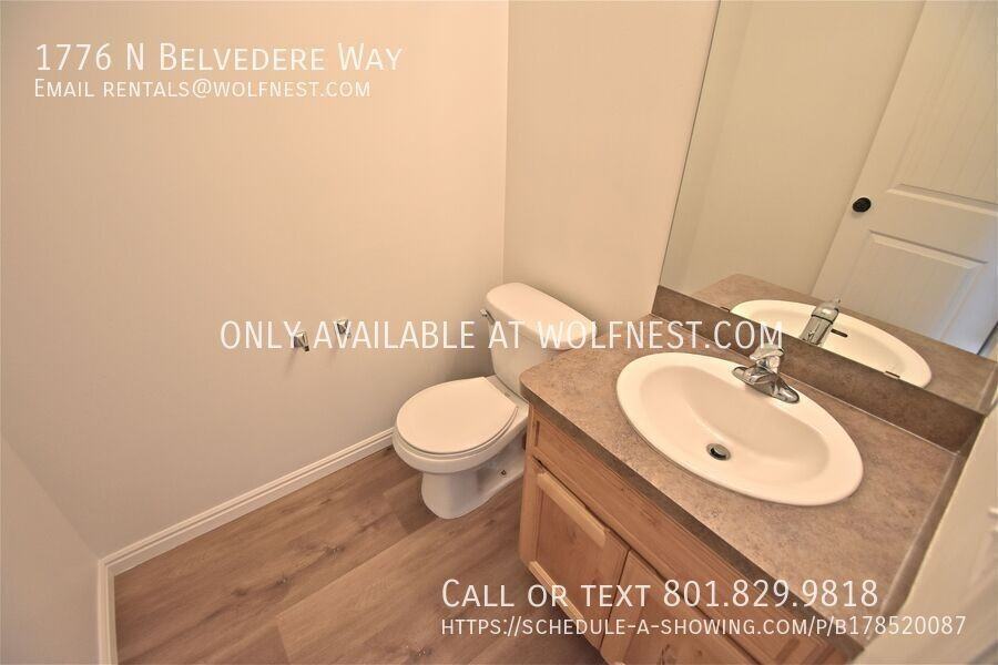 1776 N Belvedere Way - Photo 3 of 30