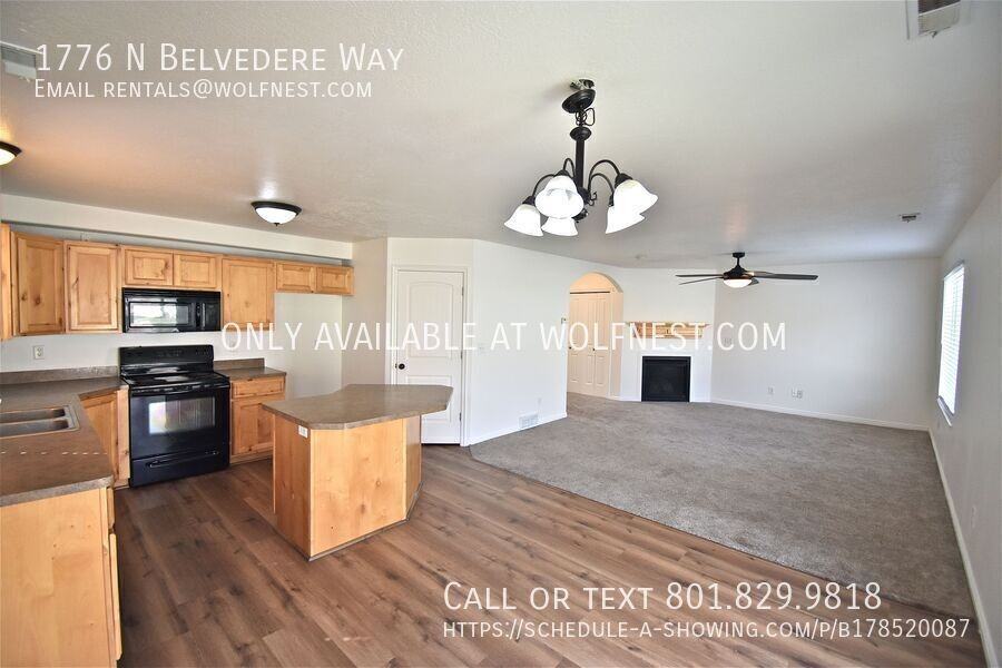 1776 N Belvedere Way - Photo 7 of 30