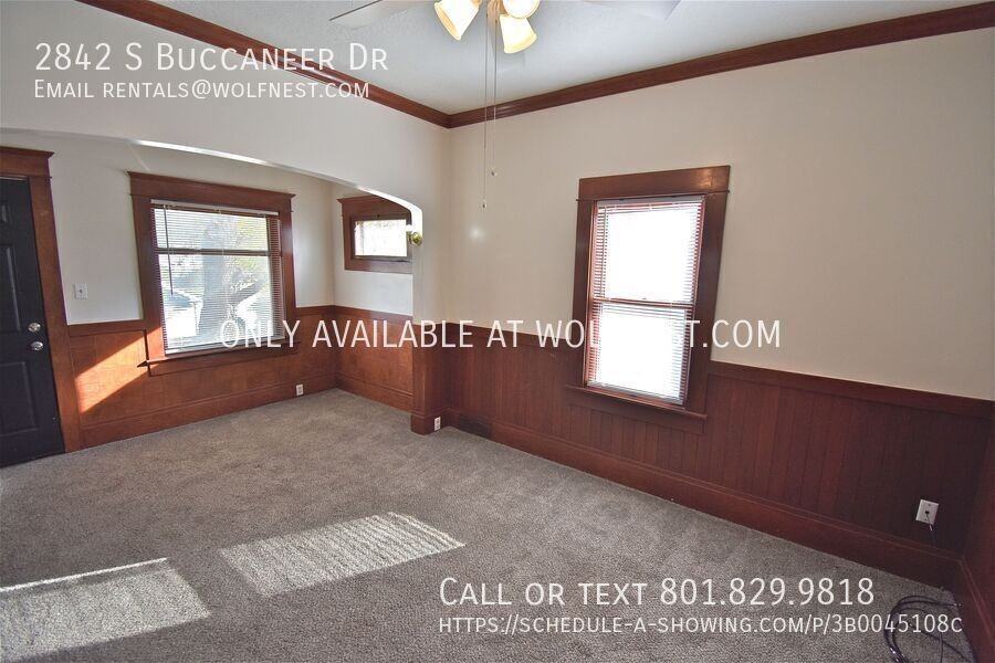 2842 S Buccaneer Dr - Photo 5 of 32