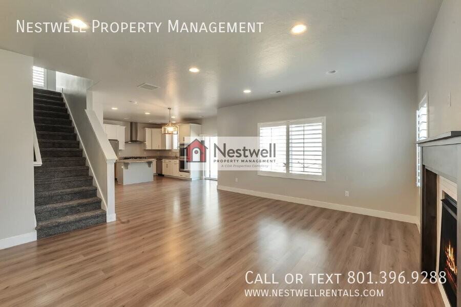2218 W Granite Arch Way - Photo 4 of 28