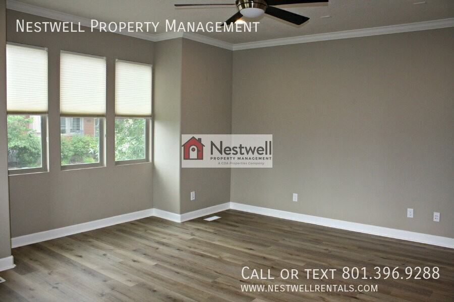 10221 S Clarks Hill Dr - Photo 4 of 36