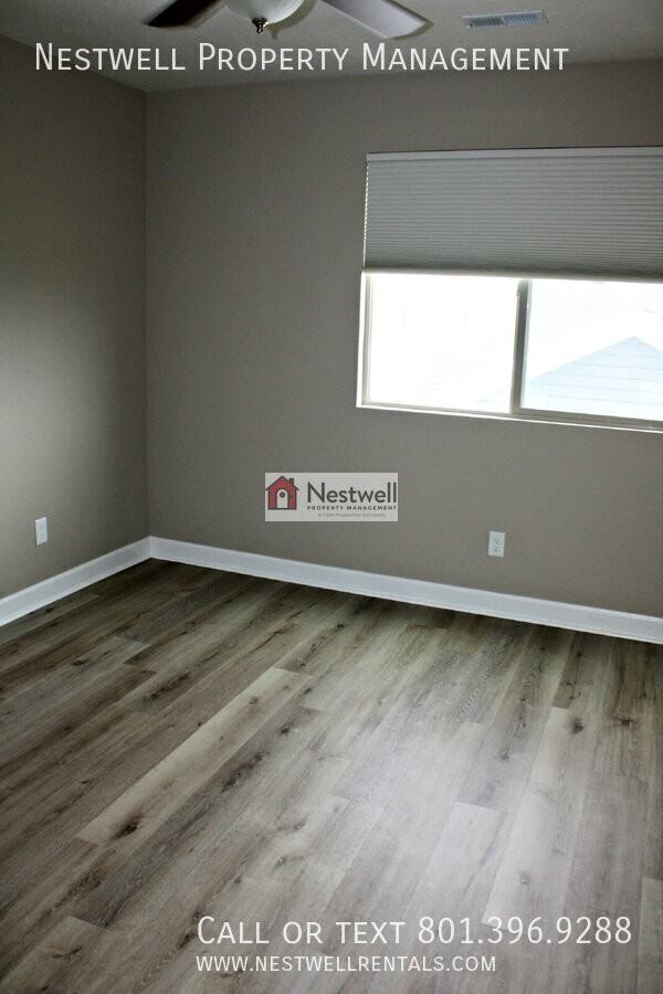 10221 S Clarks Hill Dr - Photo 6 of 36