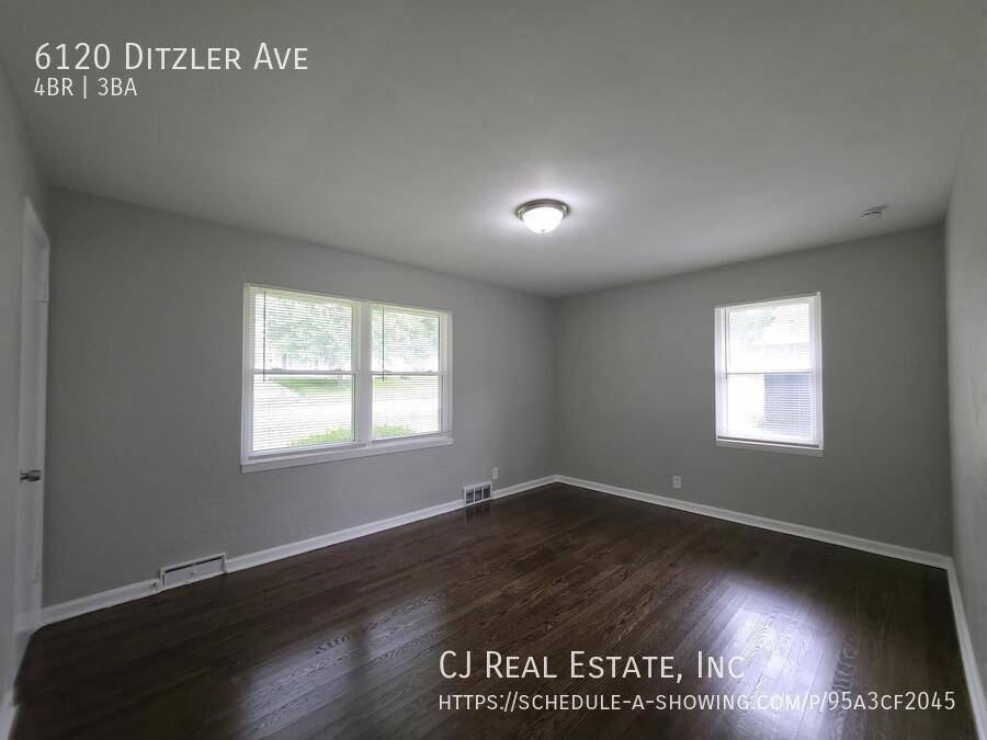 6120 Ditzler Ave - Photo 6 of 11